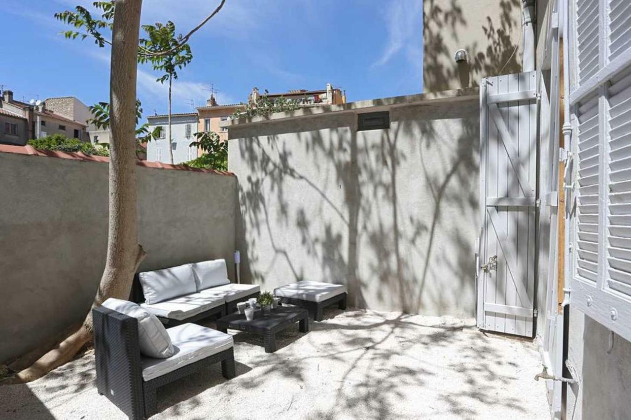 Gregbnb - Studio Terrasse - Parking Inclus - Climatise - 15Min Gare Apartment Toulon Exterior foto